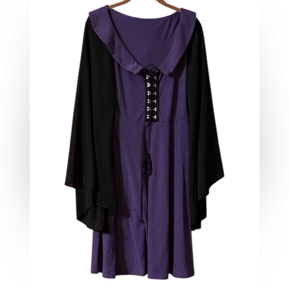 Renaissance Purple Dress with Black Lace-Up Detail in front, Halloween;  (mlb)